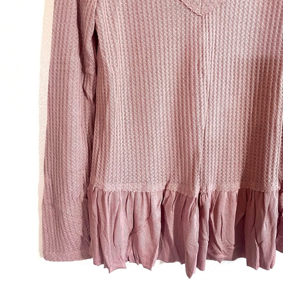 Powder rose blush PINK peplum long-sleeve top. PRETTY!๐ธ - Picture 6 of 15